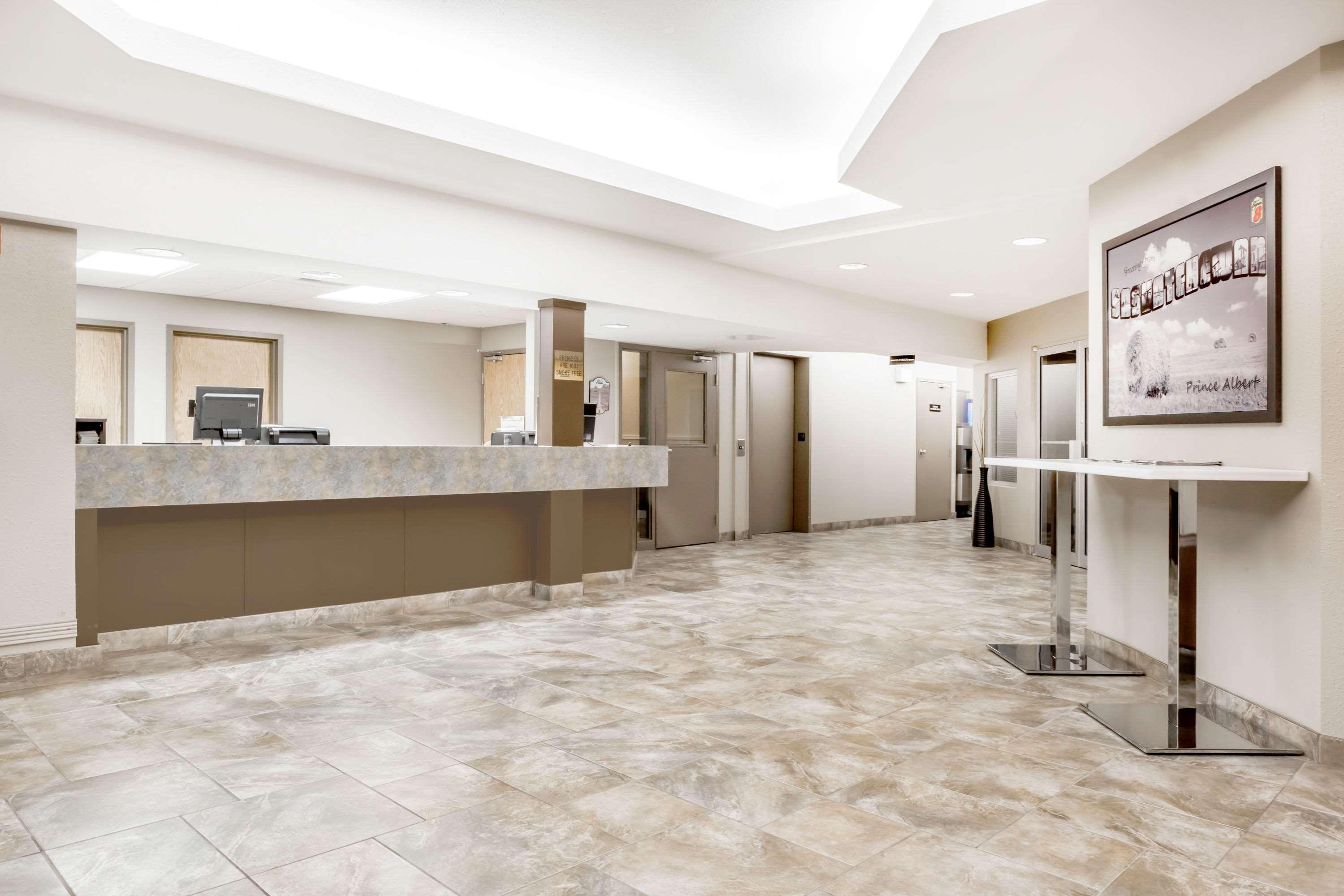Super 8 By Wyndham Prince Albert Exterior foto